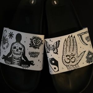 Lurking class size 8 mens brand new punk rock namaste slides